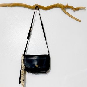 COACH Vintage Black Crossbody Purse
